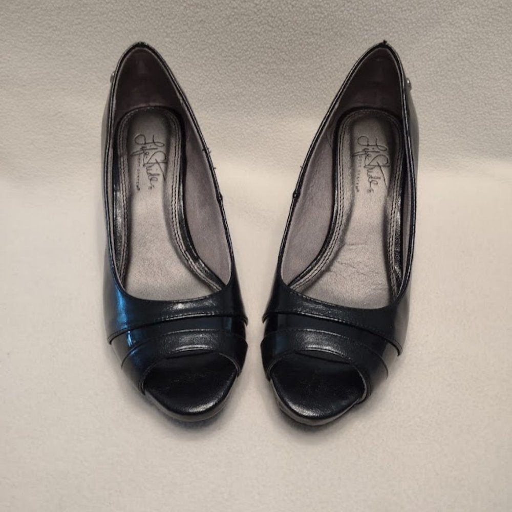 lifestride teas black tess heals